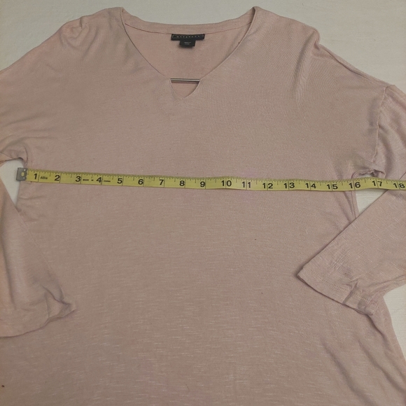 Metaphor Light Blush Pink Lightweight V Neck Long Sleeved Shirt Size XSmall - Picture 4 of 10